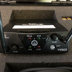 AKG WMS40 - Draadloze microset AKG WMS40 - Draadloze microset