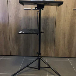 Beamertafel - Code JBT04