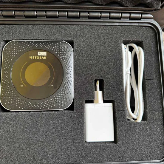 WIFI via 4G router - Thuisbezorging - Mifi router - JWR01 WIFI via 4G router - Thuisbezorging - Mifi router - JWR01